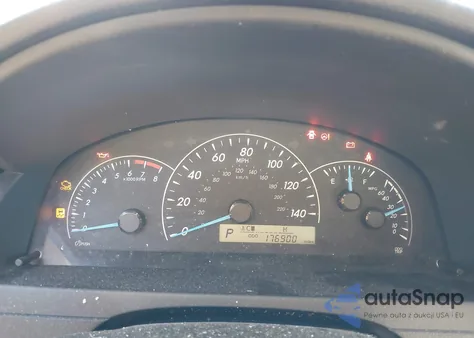 2013 Toyota Camry L z USA, uszkodzony, nr VIN 4T4BF1FK9DR279602